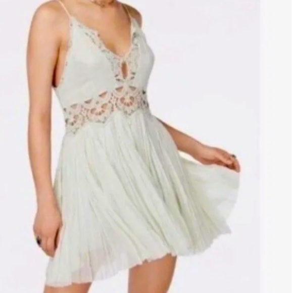 🆕 Free People Mint dress crochet - Picture 2 of 4